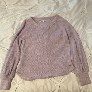 Hollister purple sweater cozy, super soft, and very comfortable!